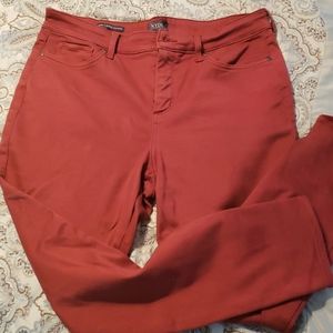 NYDJ size 14 skinny legging jeans